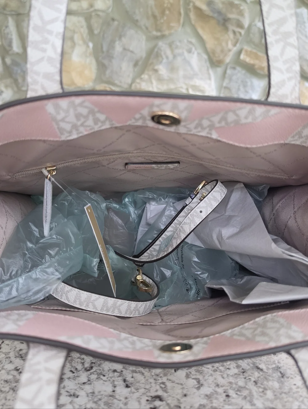 Michael Kors Kenly Logo Large Tote